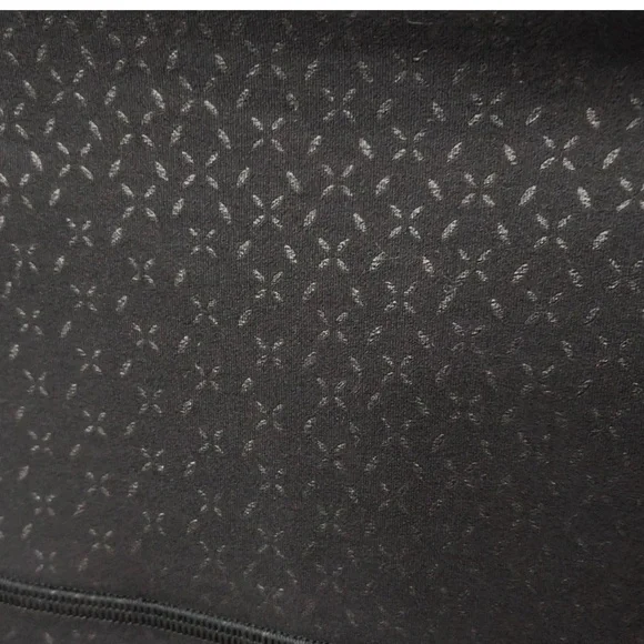 Lululemon Athletica Black Patterned Align HR Pants - Picture 2 of 5